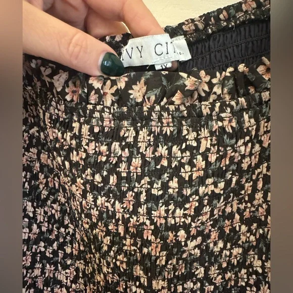 Ivy City Demi Dress in Floral Black and Pink - Picture 3 of 5